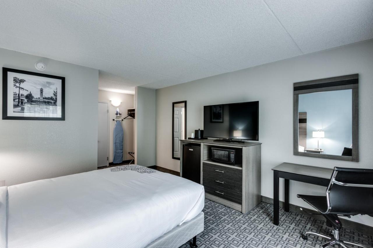 Days Inn & Suites By Wyndham Spokane Buitenkant foto